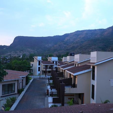 Akshaya Villa Lonavala Εξωτερικό φωτογραφία